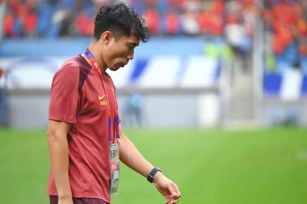 华星配资 泰山队救星，郑智下家二选一，最佳选择无疑是泰山队